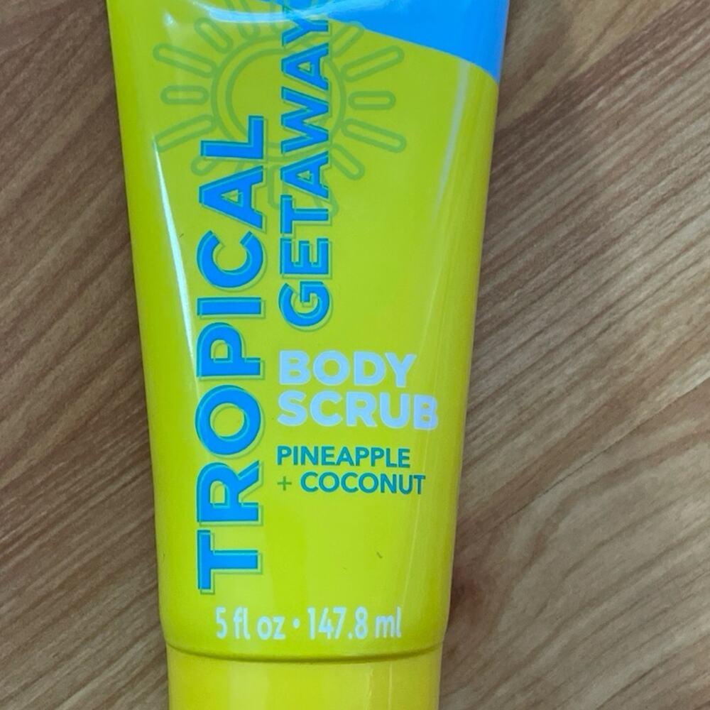 Bolero Tropical Getaway‎ Body Scrub